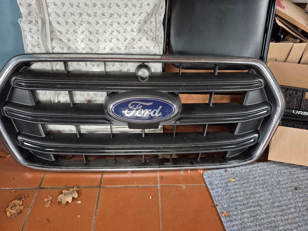 Ford transit grill 2023, Auto-onderdelen, Ophalen of Verzenden, Nieuw, Ford, Bumper