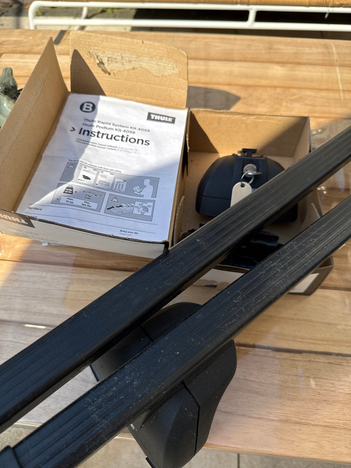 Thule dakdragers Volkswagen Passat (vanaf 2015) - SquareBar, Auto diversen, Dakdragers, Ophalen, Gebruikt