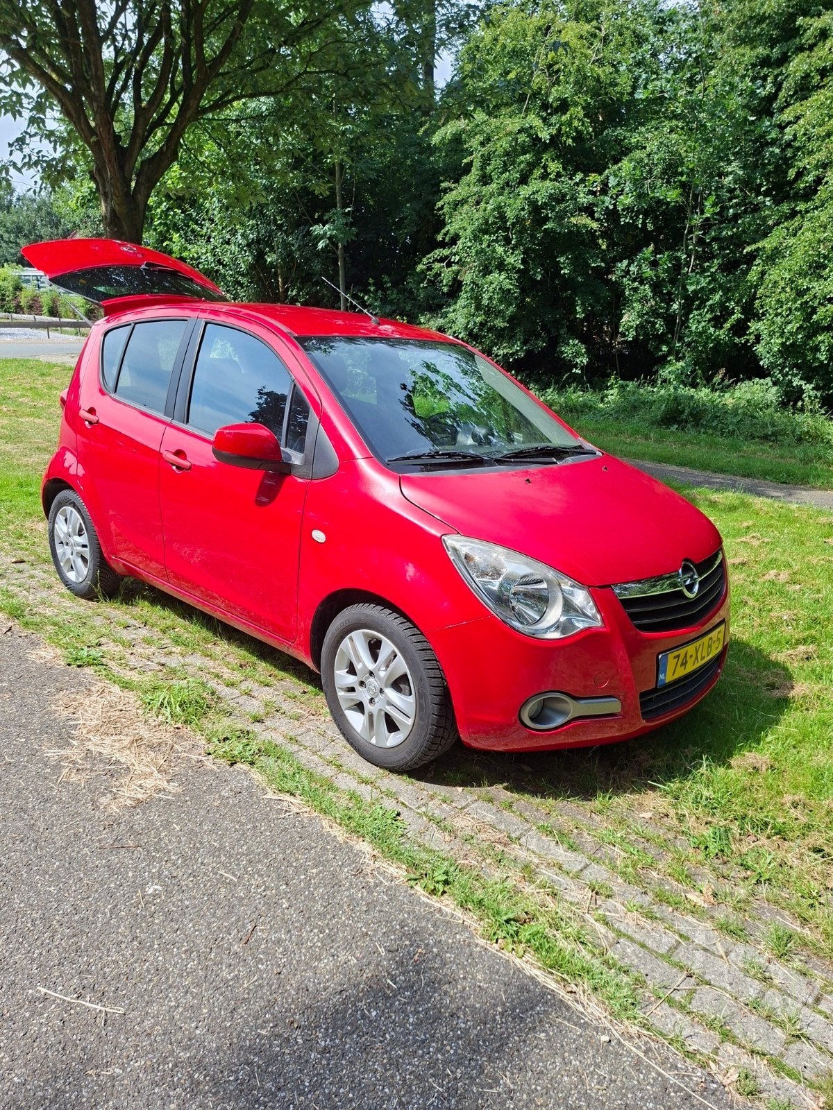 Opel Agila 1.0 12V 2012 Rood Edition, Auto's, Opel, Particulier, Agila, Benzine, A, Hatchback, Handgeschakeld, Origineel Nederlands