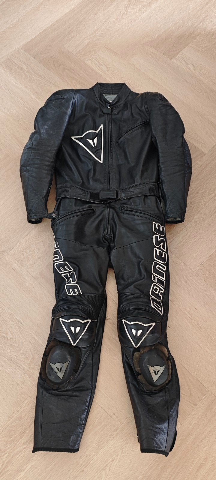 Dainese 2-delig motorpak Maat 50 leer combi, Motoren, Kleding | Motorkleding, Dainese, Ophalen of Verzenden, Tweedehands, Heren