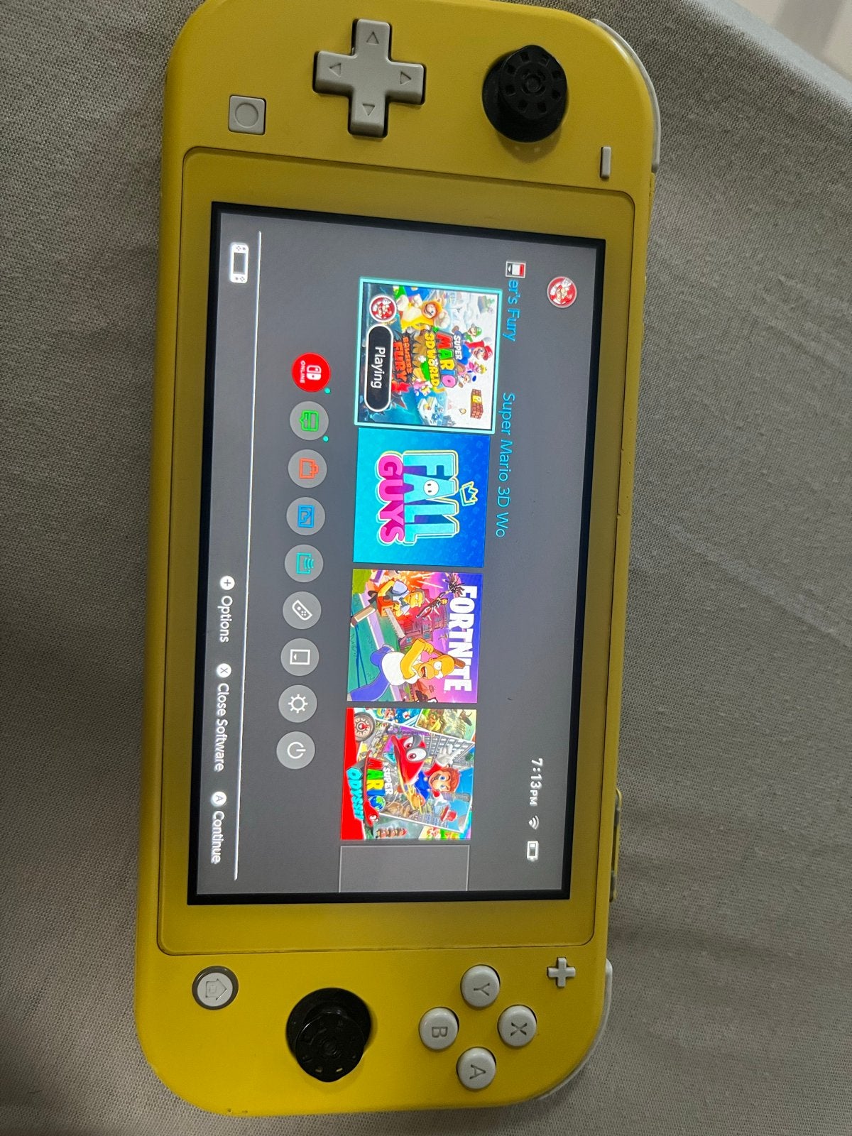 Nintendo Switch Lite Geel - gebruikt, Spelcomputers en Games, Spelcomputers | Nintendo Switch, Ophalen of Verzenden, Gebruikt