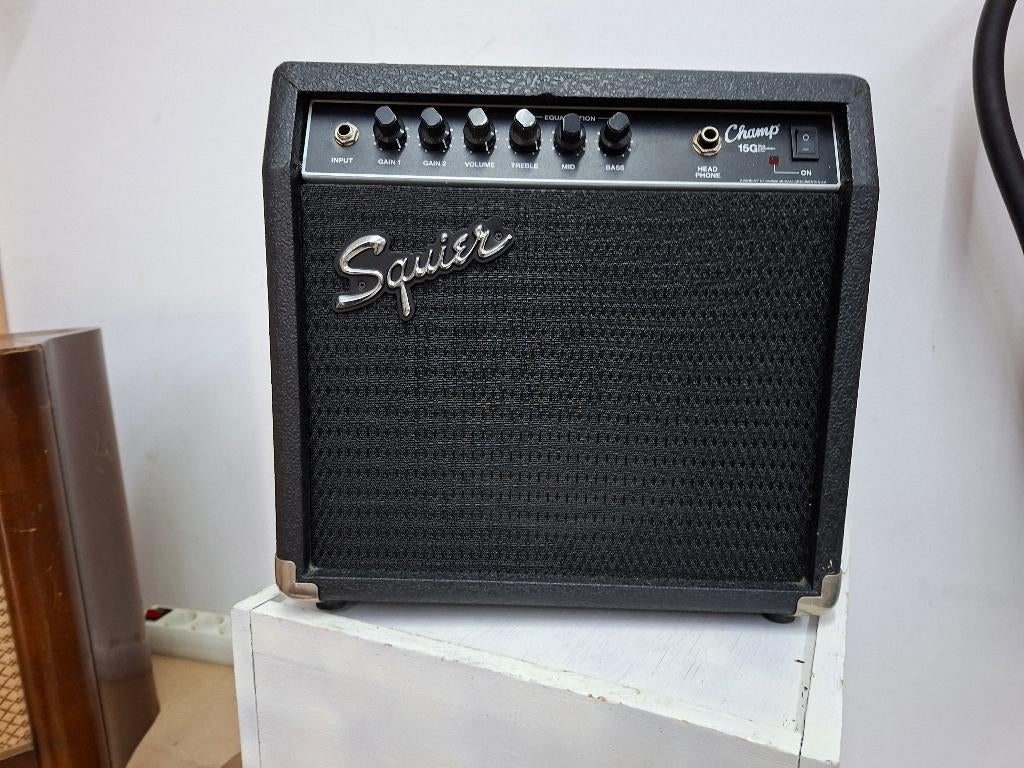 vintage gitaar versterker merk squier top staat, Muziek en Instrumenten, Ophalen of Verzenden, Zo goed als nieuw, Minder dan 50 watt