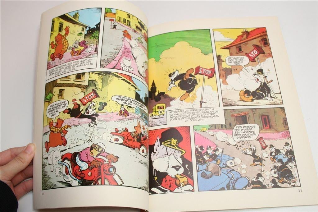 Tom Poes — De Wonderschoenen [1984] — Deel 30, Eén stripboek, Ophalen of Verzenden, Gelezen