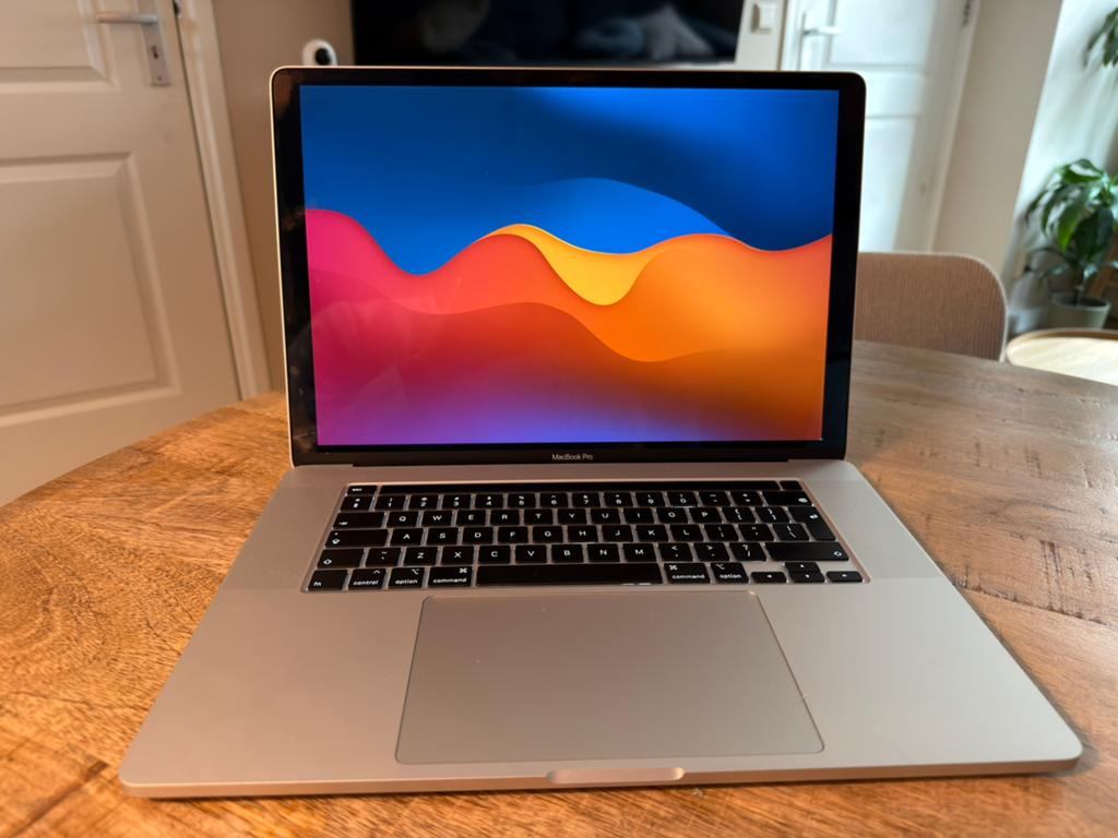 MacBook Pro 16" 2019 | i7 | 32GB | 512GB | Zeer goede staat, Computers en Software, Apple Macbooks, 2 tot 3 Ghz, 512 GB, Zo goed als nieuw