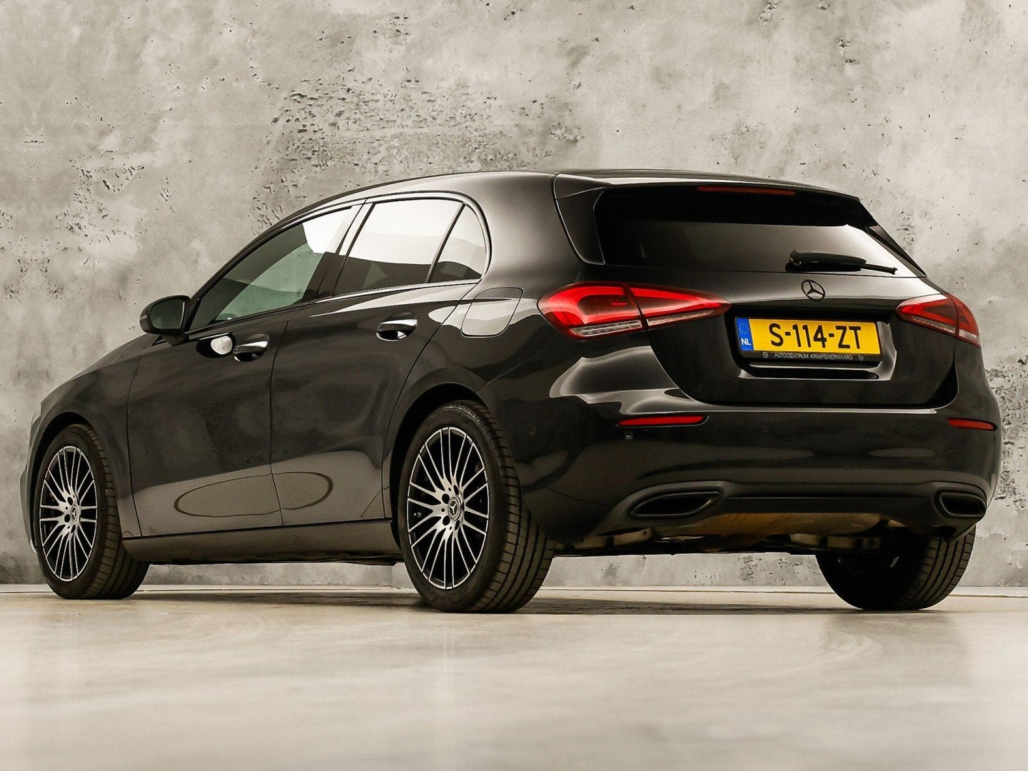 Mercedes-Benz A-Klasse 200 AMG Sport 163Pk Automaat (PANORAM, Auto's, 12 maanden, Gebruikt, 4 cilinders, Leder