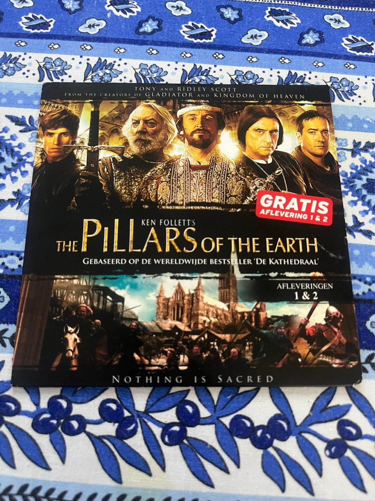 DVD Pillars of the Earth aflevering 1 & 2, Alle leeftijden, Verzenden, Zo goed als nieuw