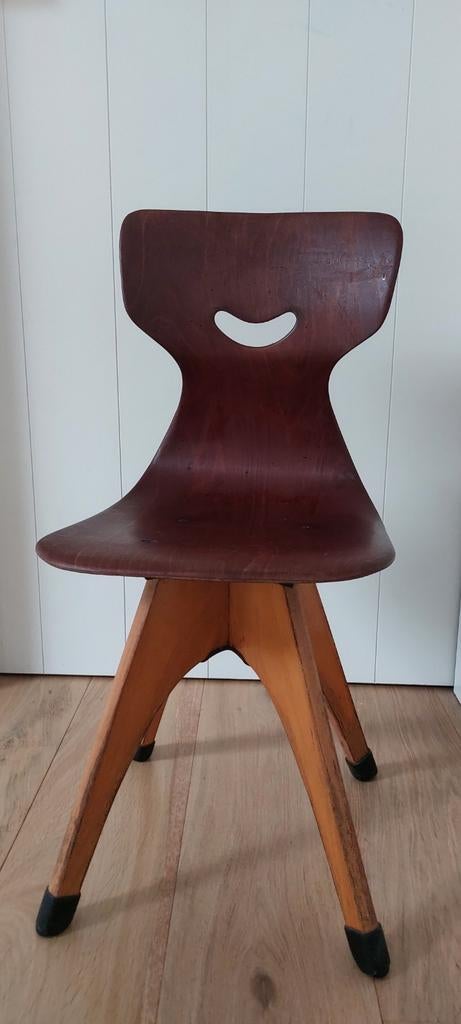Vintage schoolstoeltje Schulmobel, Kinderen en Baby's, Kinderkamer | Tafels en Stoelen, Ophalen, Gebruikt, Stoel(en)