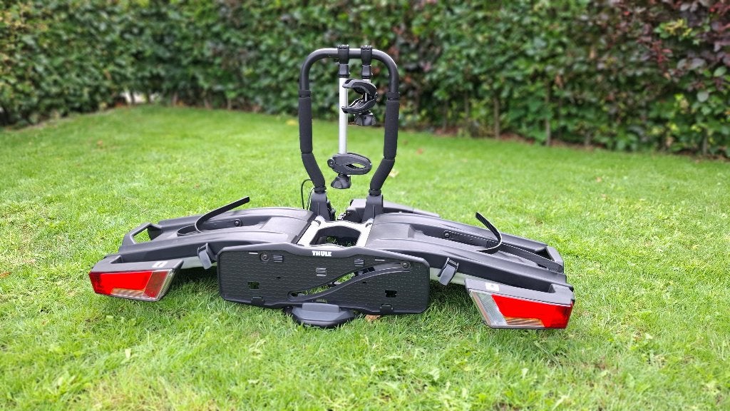 Thule EasyFold XT2 fietsdrager incl. opberghoes, Ophalen, Elektrische fiets, Zo goed als nieuw, 2 fietsen