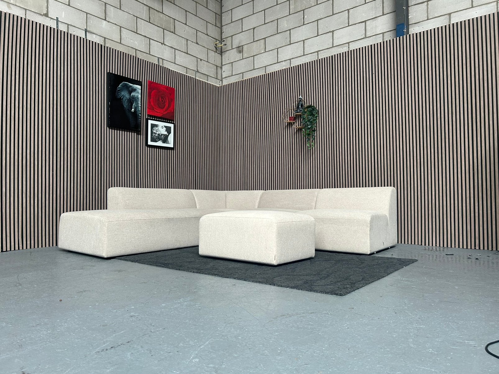 GRATIS LEVERING BySidde Finn Hoekbank 269X263 GEREINIGD, 250 tot 300 cm, Bysidde finn beige, Hoekbank, Ophalen of Verzenden
