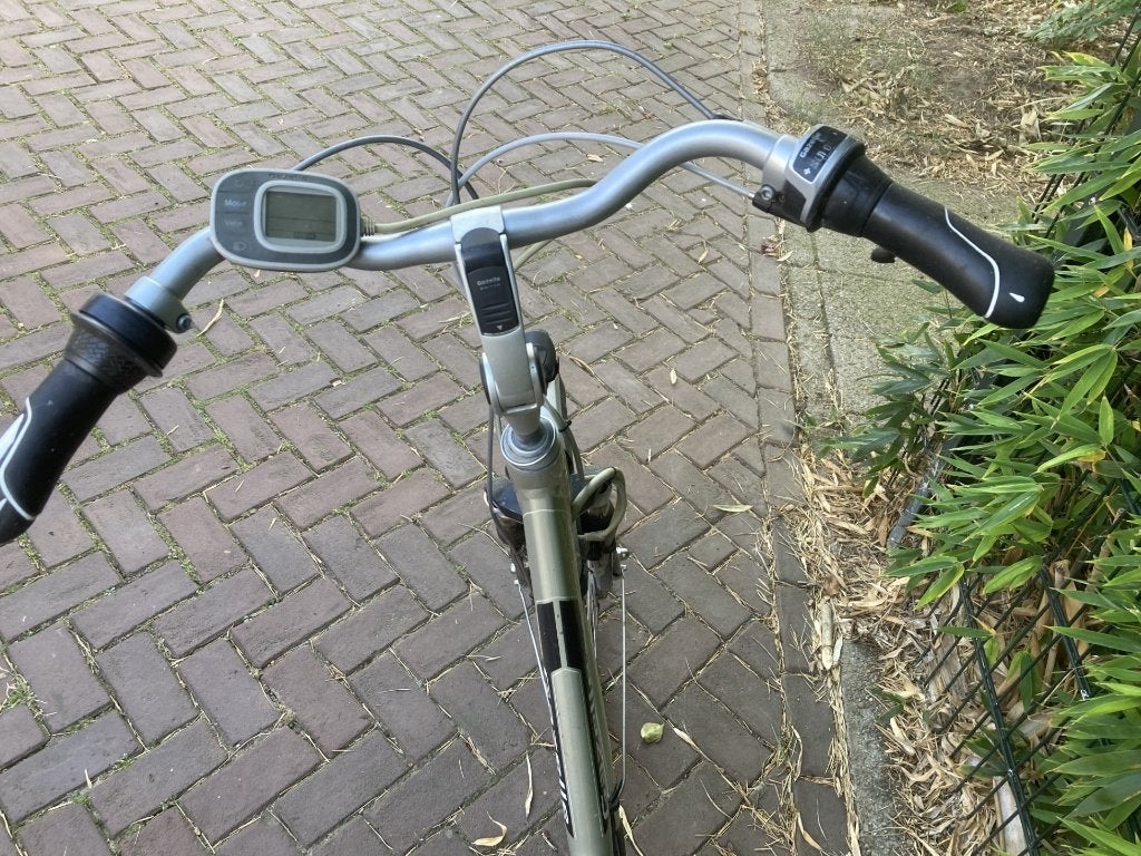 Foto 10 van electrische fiets voor onderdelen - opknapper