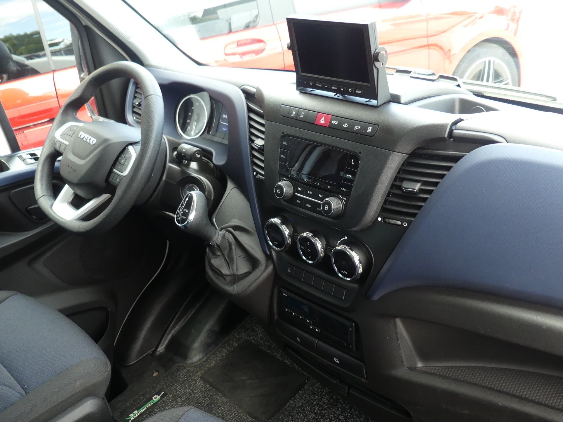 Iveco Daily 35S18H 3.0 410 CLIXSTAR Laadklep/Zijdeur/Luchtve, Automaat, Achterwielaandrijving, Gebruikt, Euro 6