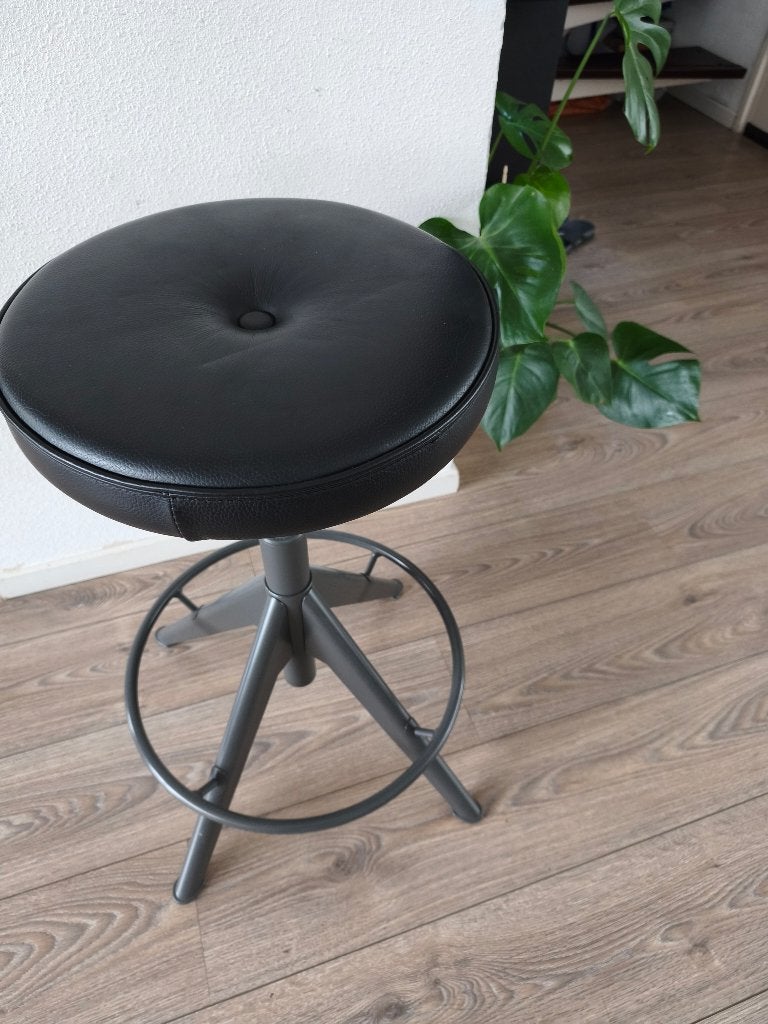 IKEA Trollberget zit/sta kruk, Ophalen, In hoogte verstelbaar, Zo goed als nieuw, Overige materialen