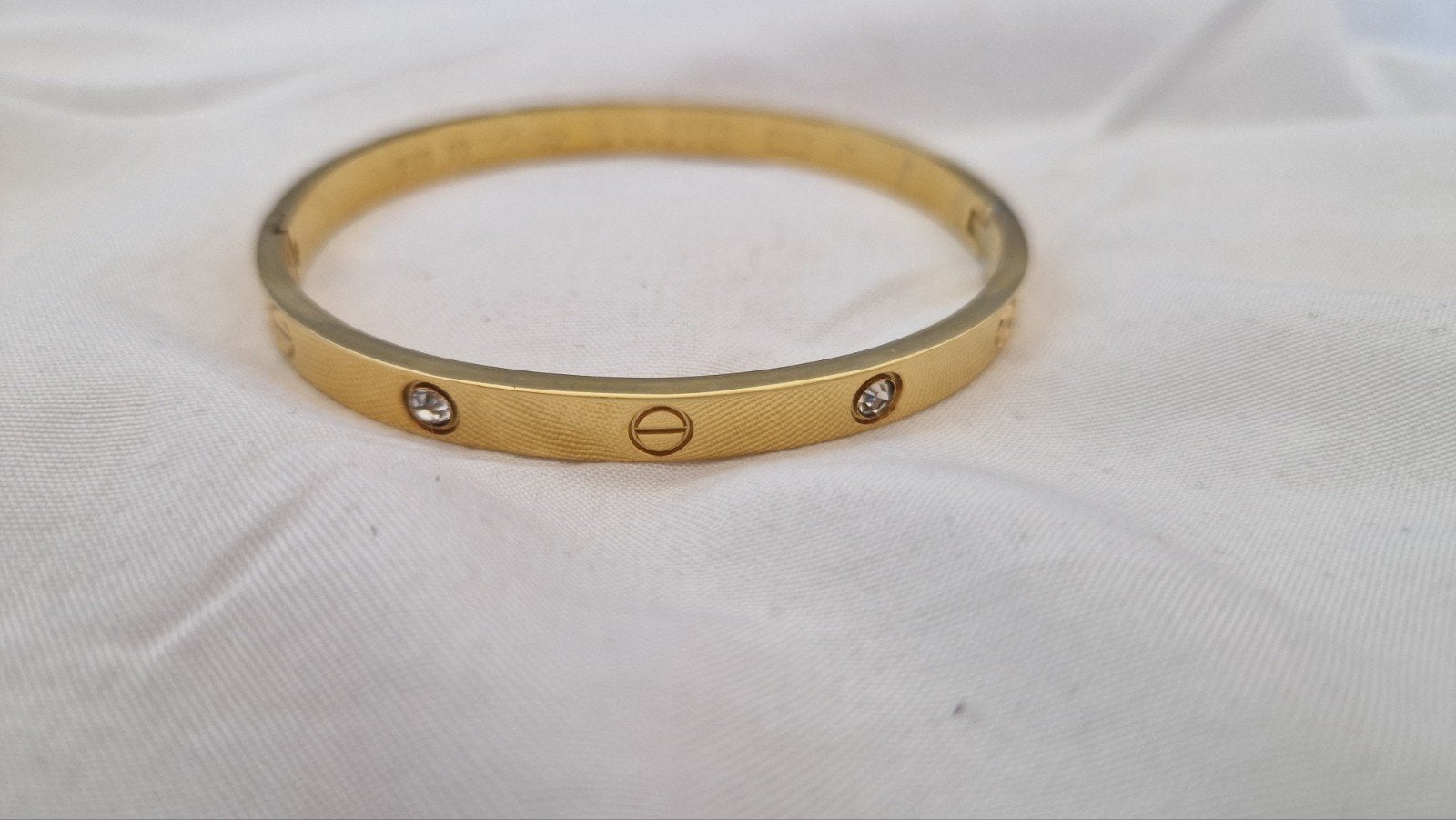 Nieuwe Cartier Love Armband, Met kristal, Overige materialen, Nieuw, Ophalen of Verzenden
