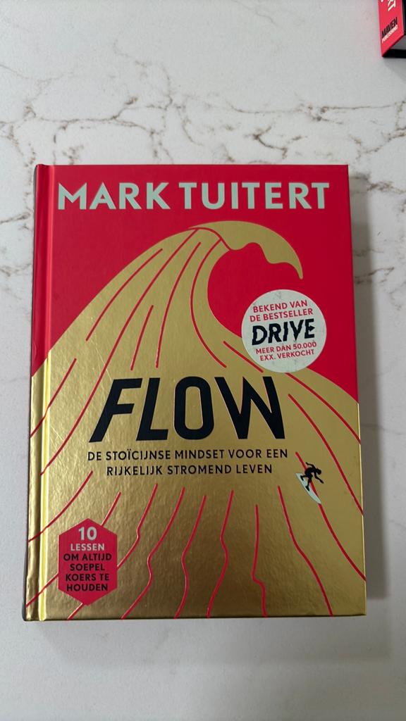 Flow: De Stoïcijnse Mindset voor een Rijkelijk Stromend Leve, Ophalen of Verzenden, Zo goed als nieuw, Nederland