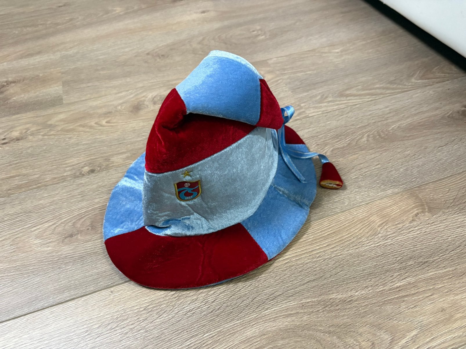 Trabzonspor fan muts '05, Verzamelen, Ophalen of Verzenden, Zo goed als nieuw, Buitenlandse clubs, Shirt