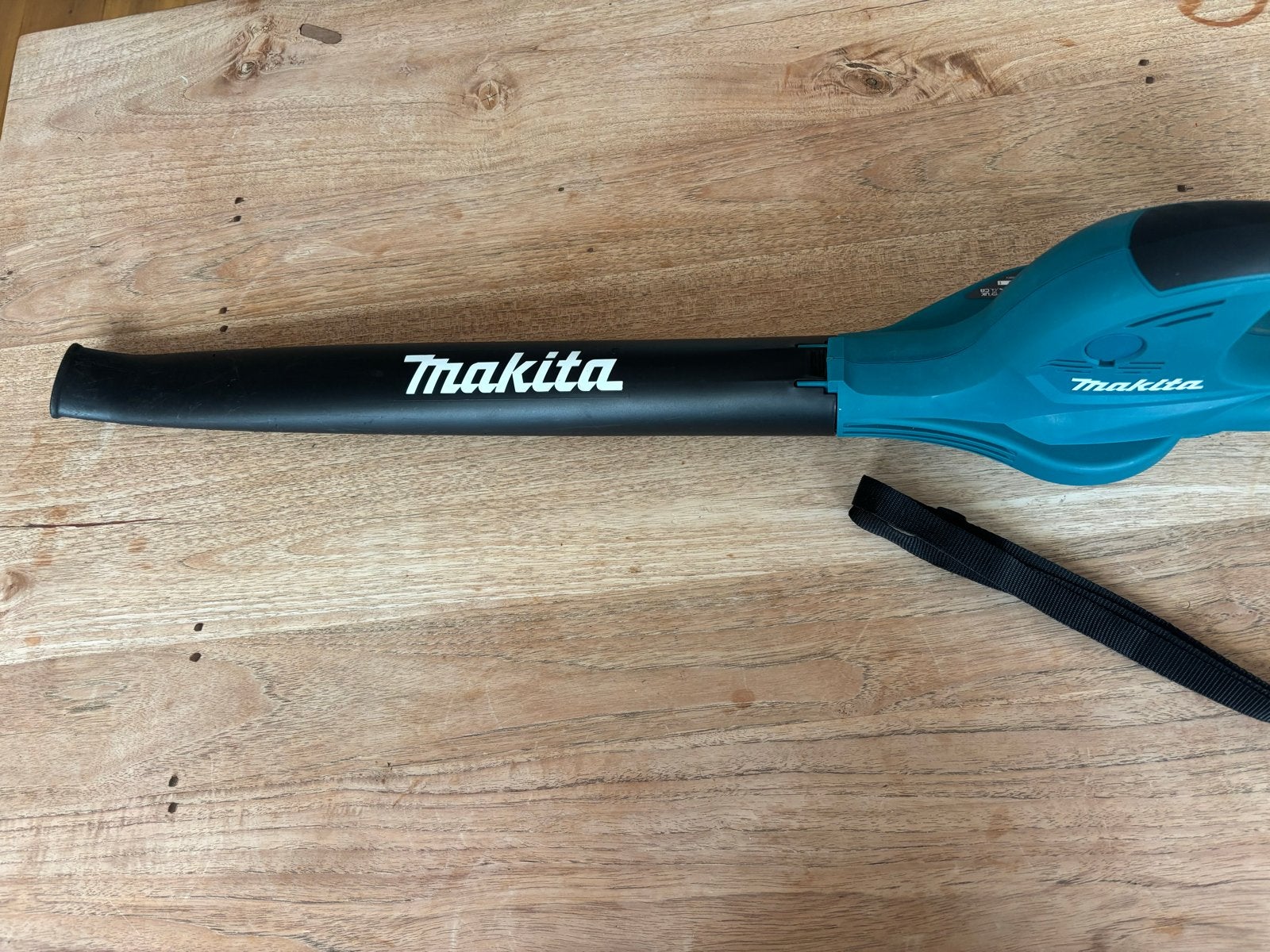 Makita DUB361 Accu Bladblazer 36V (2x18V) - Zonder accu, Ophalen, Gebruikt, Accu, Handgedragen