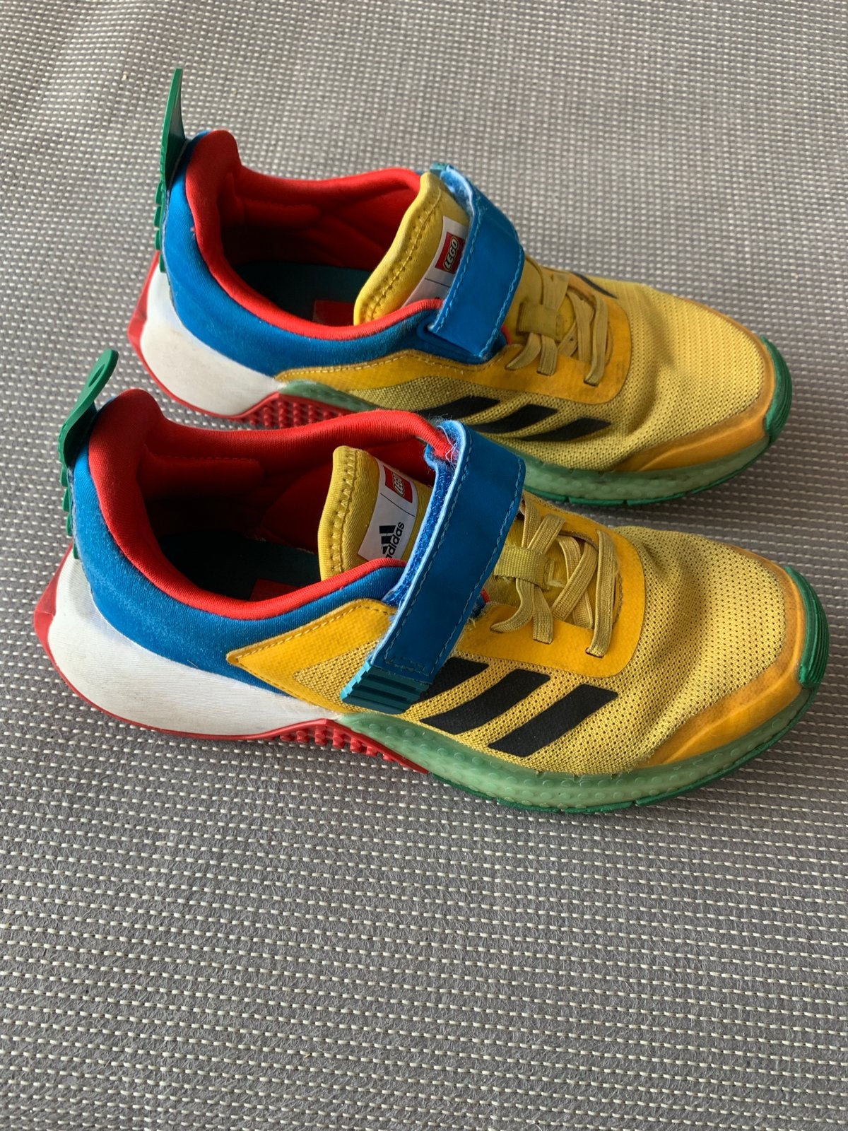 Adidas x Lego kinderschoen maat 36, Ophalen, Gebruikt, Jongen of Meisje, Schoenen
