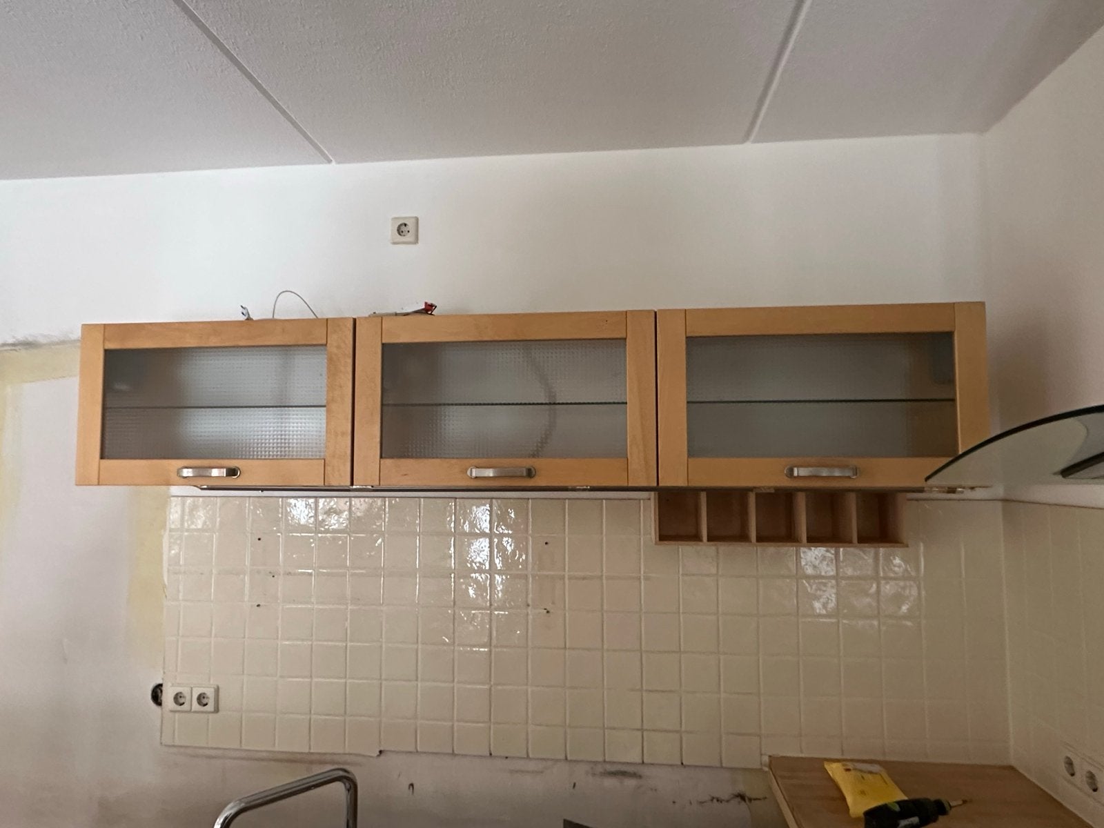 Set van 3 bovenkasten Värde Ikea met glazen deuren, Huis en Inrichting, Ophalen, Gebruikt, Bruin, 200 cm of meer