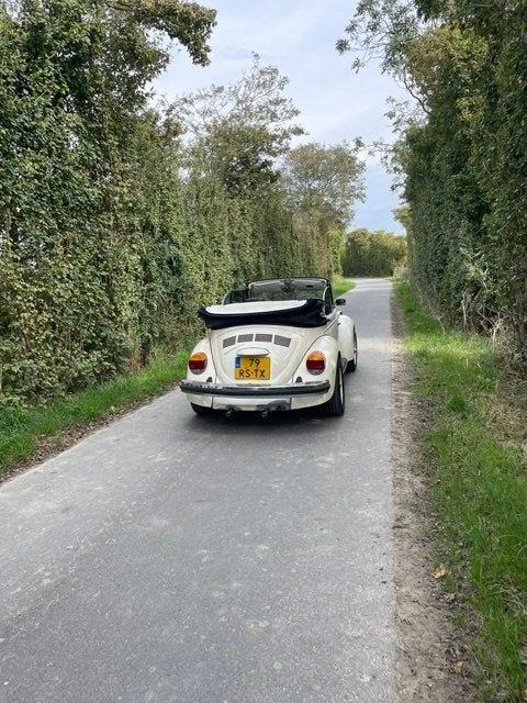 Unieke kans: Volkswagen Kever Karmann Cabrio 15 1979 Wit, Auto's, Voorwielaandrijving, Cabriolet, Overige bekleding, Handgeschakeld