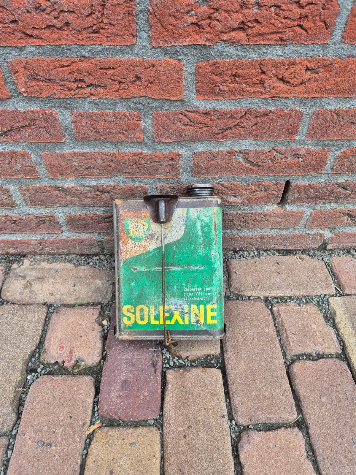 Solexine blik met blikhouder voor aan voorvork, Ophalen, Overige typen, Overige merken