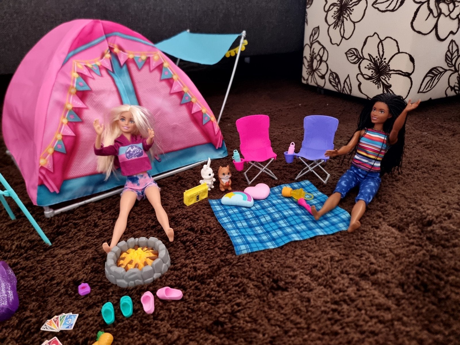 Barbie Camping Speelset met 2 Poppen en veel accessoires, Ophalen, Zo goed als nieuw, Barbie