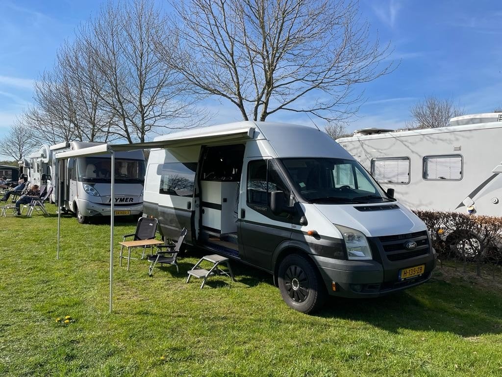 Prachtige zelfbouw Ford Transit camper, klaar voor vakantie!, Buscamper of Camperbus, Particulier, Ford