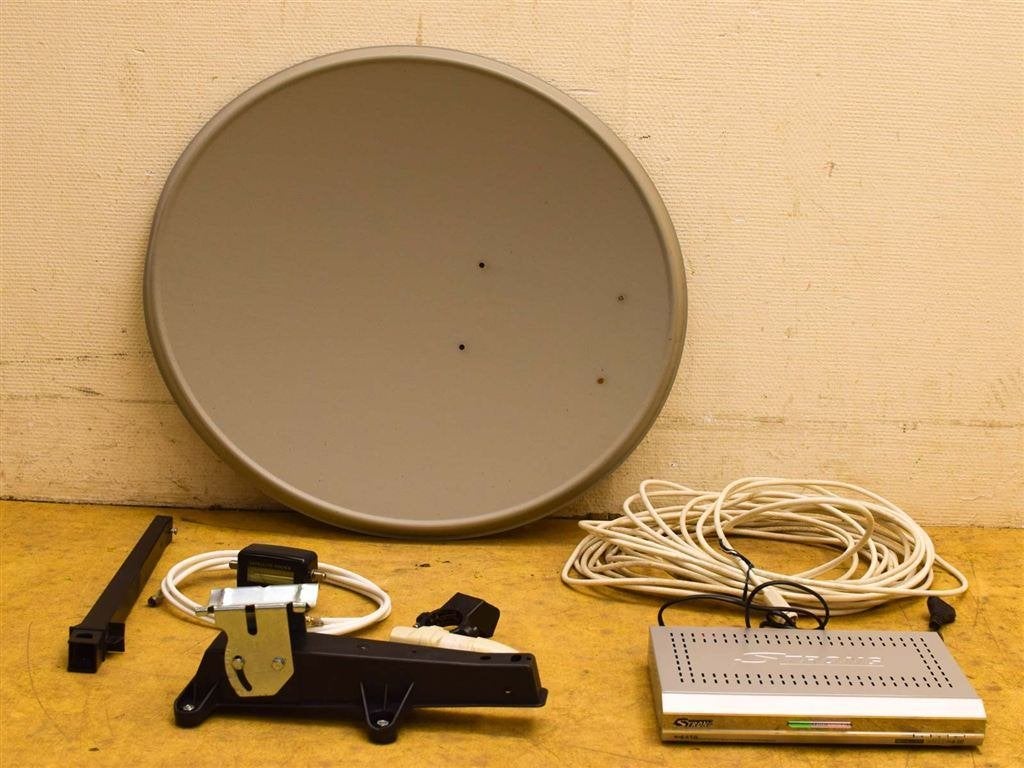 Satelliet Pakket 51340, Ophalen of Verzenden, Gebruikt, Overige merken