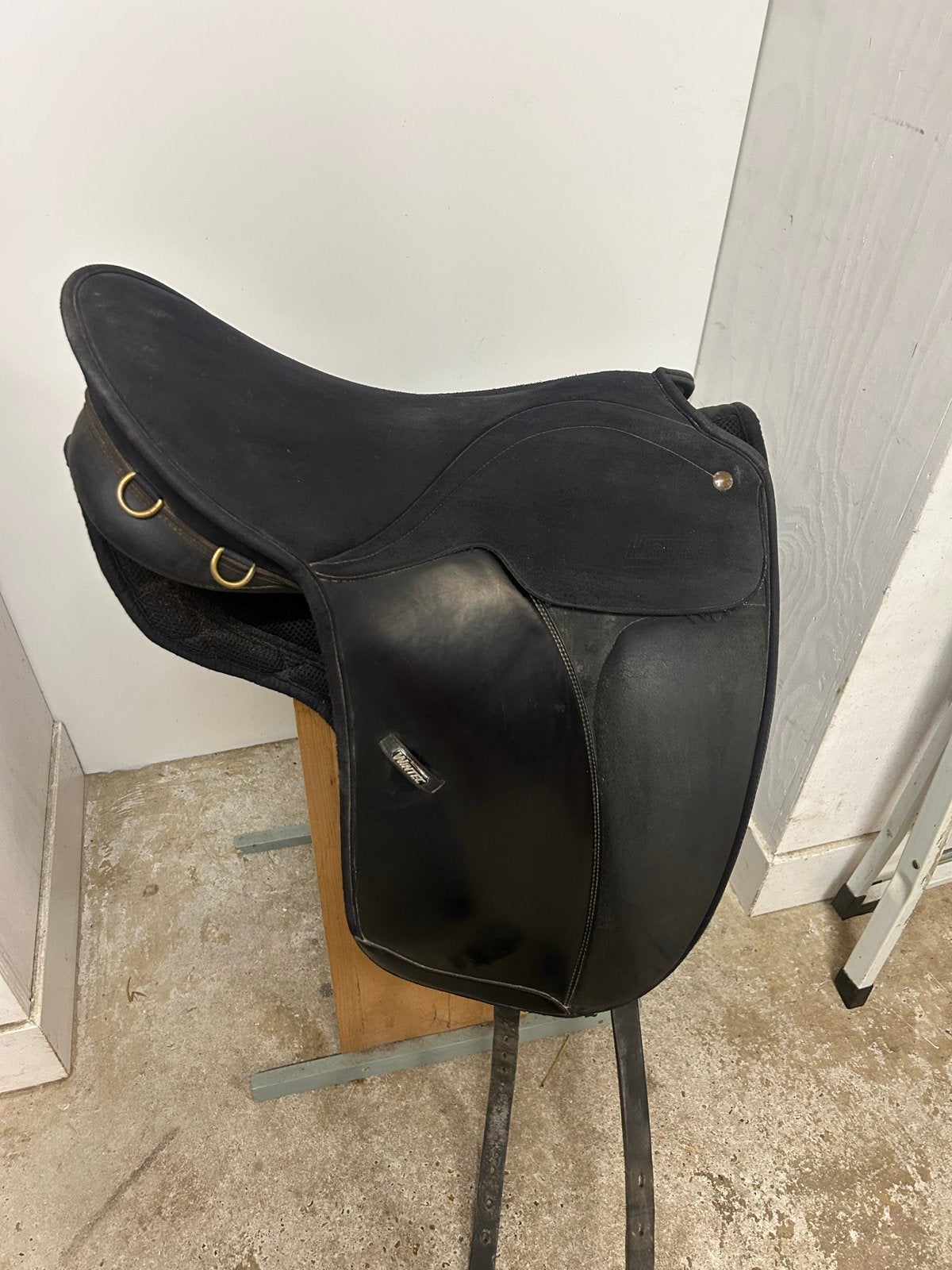 Wintec zadel 17,5 inch, Ophalen, Gebruikt