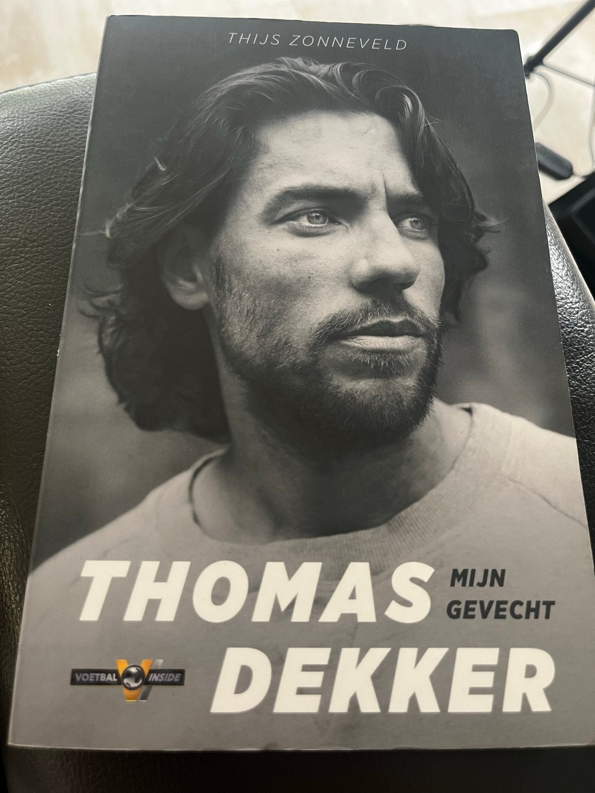 Thomas Dekker - Mijn Gevecht (Voetbal Inside), Ophalen of Verzenden, Zo goed als nieuw, Lopen en Fietsen