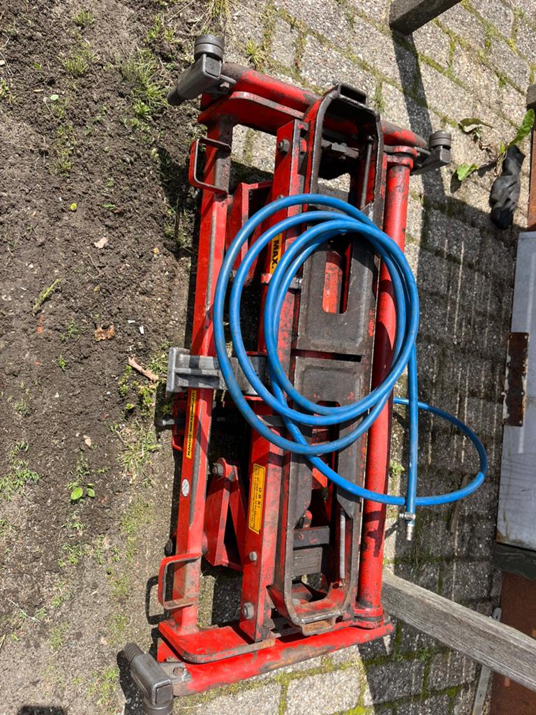 Brugkrik Nenab 1,5 ton, Auto diversen, Ophalen, Gebruikt, Pneumatisch, Garagekrik