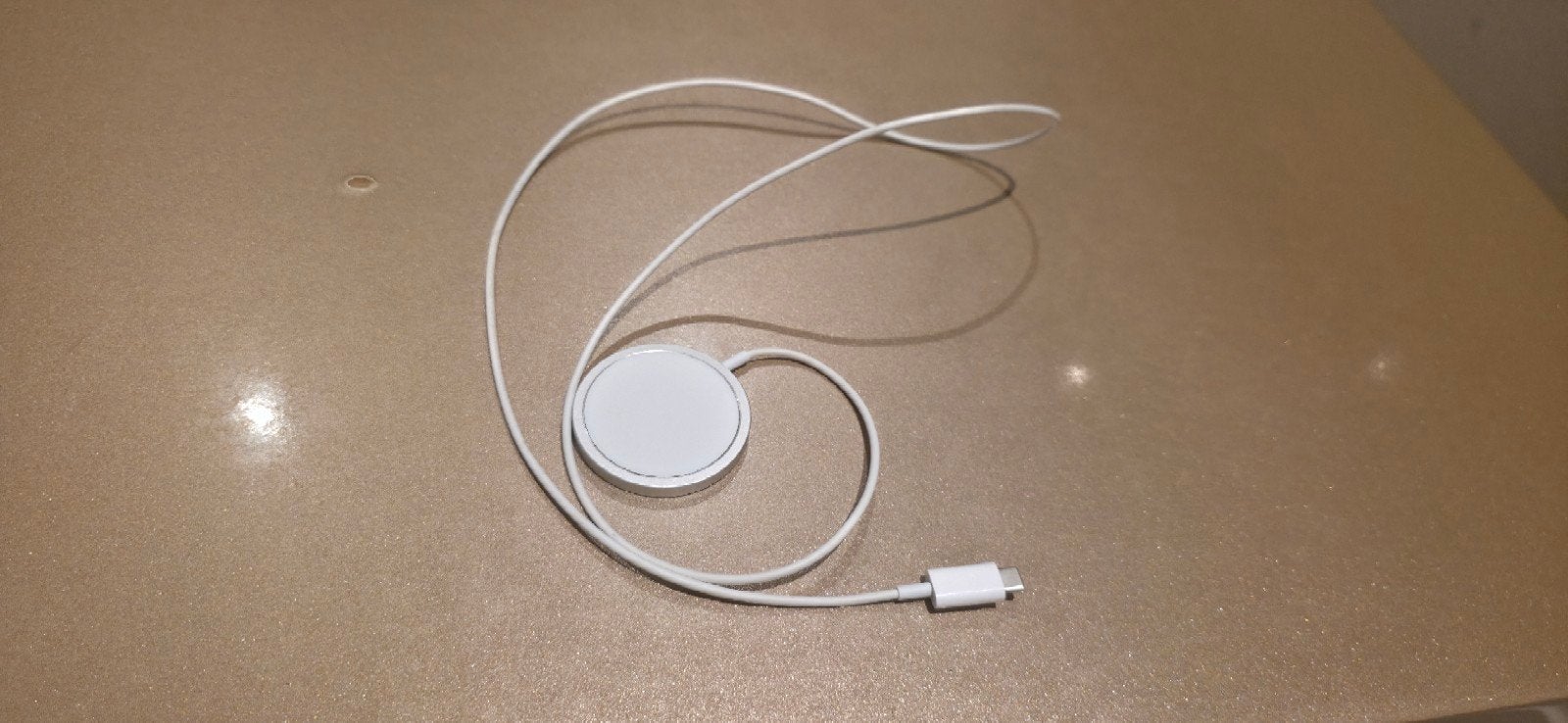 Apple MagSafe Oplader - Draadloos - USB-C, Apple, USB-C, Draadloze oplader, Zo goed als nieuw