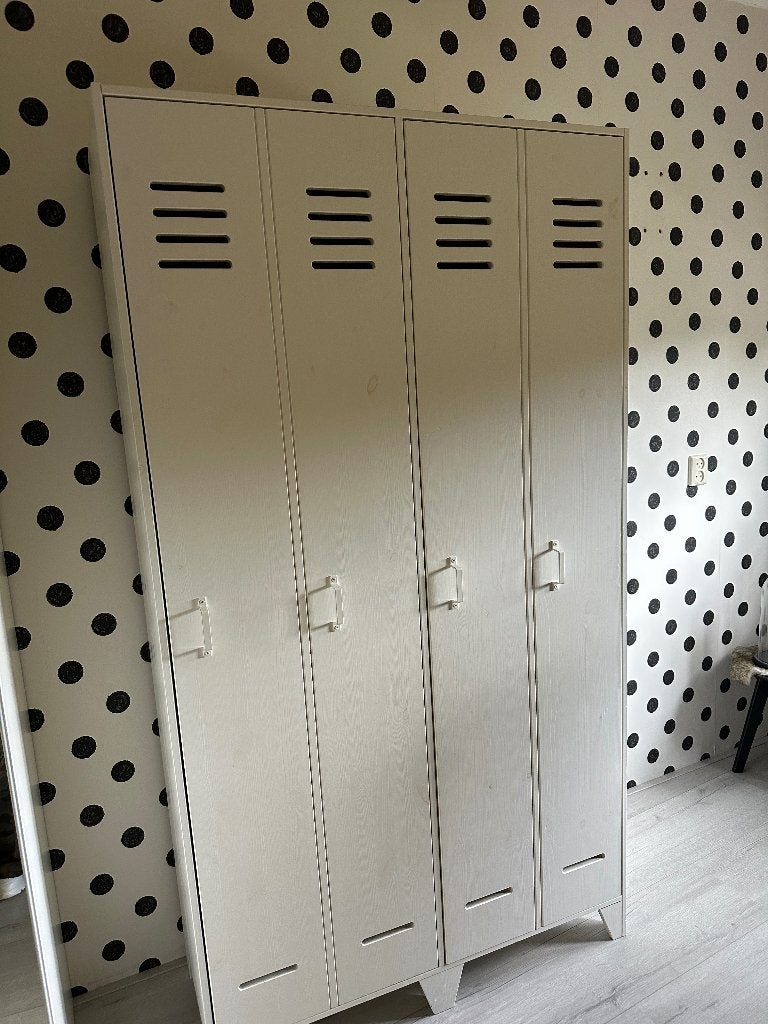locker kast Stijn Woood grenenhout, Ophalen, Met plank(en), 100 tot 150 cm, Zo goed als nieuw