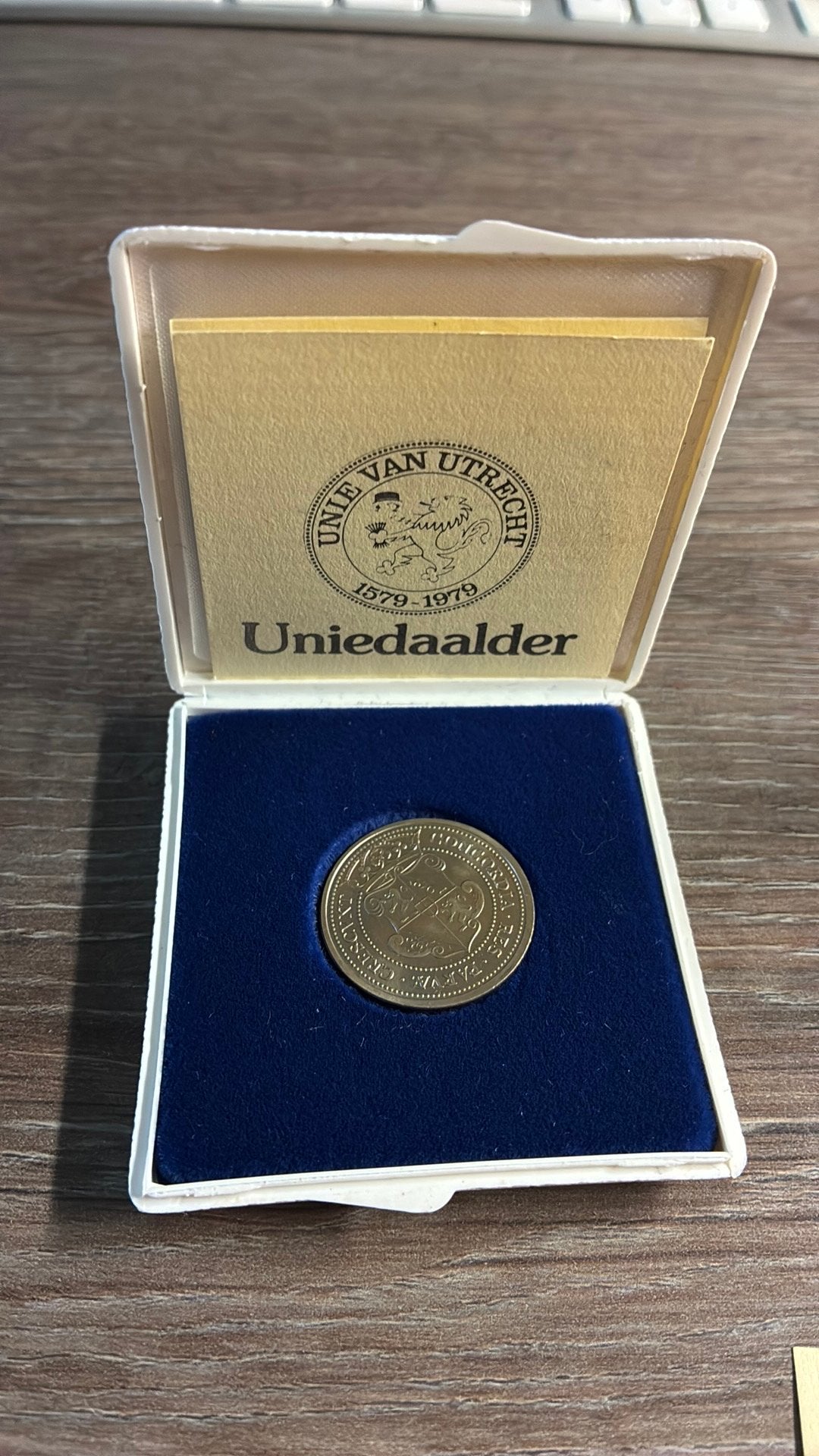 6 stuks Unie Daalder nieuw in cassette, Postzegels en Munten, Munten | Nederland, Ophalen of Verzenden, Koningin Juliana, Overige waardes