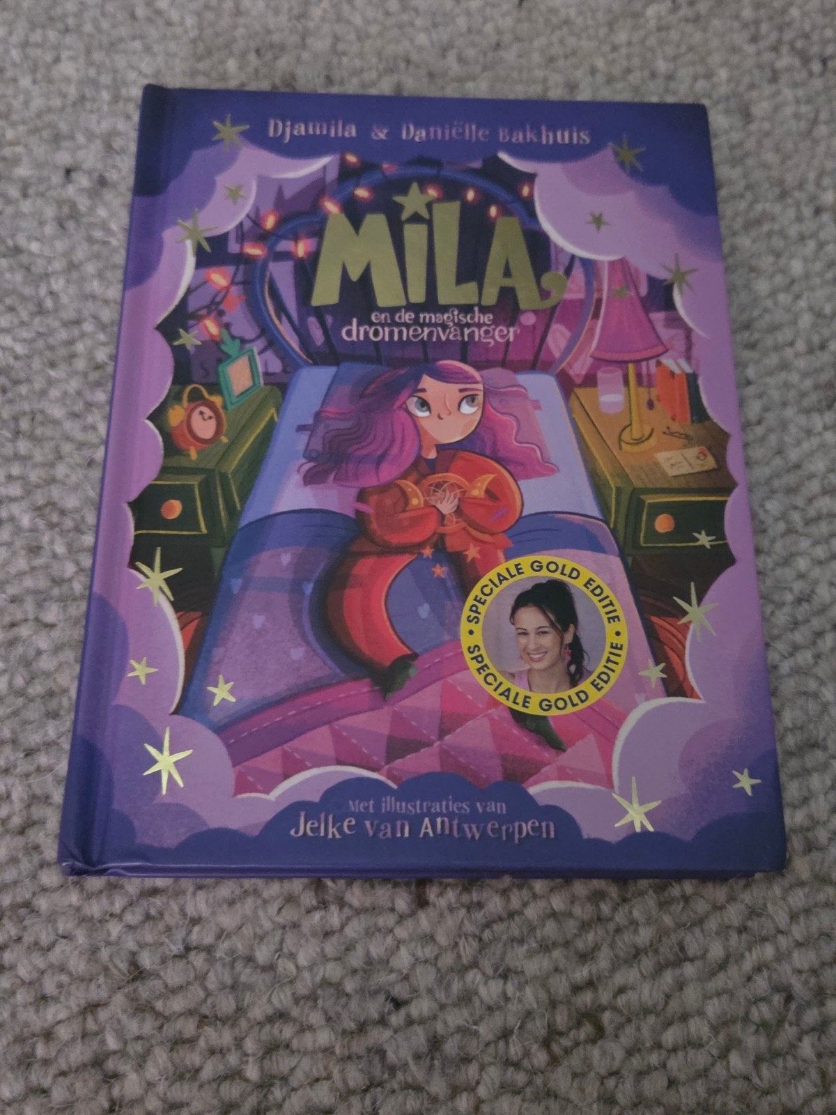 Mila  - Djamila & Daniëlle Bakhui, Ophalen, Zo goed als nieuw, Djamila & Daniëlle Bakhuis