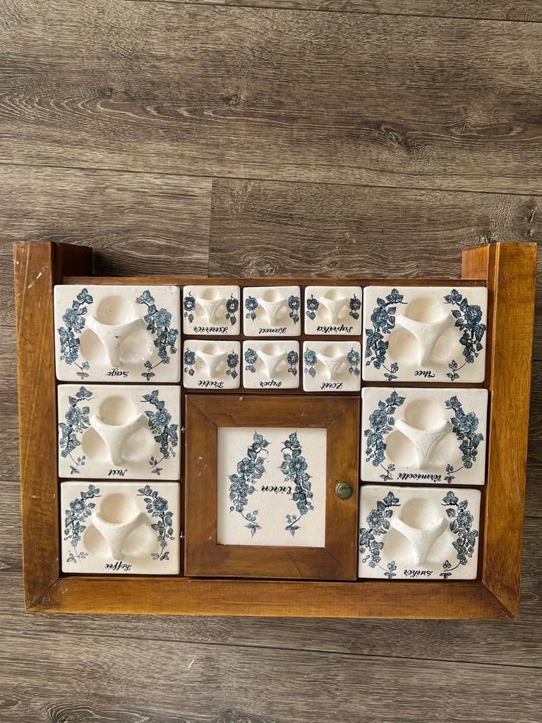 Vintage voorraadkastje annex kruidenrek, Antiek en Kunst, Antiek | Keukenbenodigdheden, Ophalen