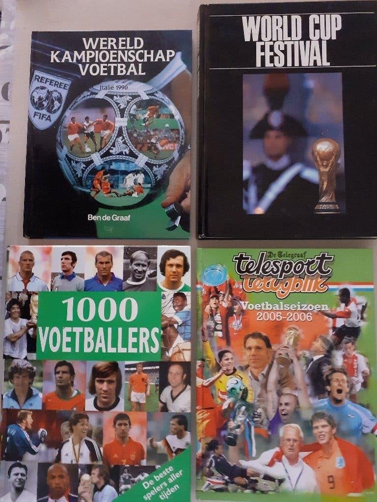 WERELDKAMPIOENSCHAP VOETBALBOEKEN, verschillende, zgan, Maat XS of kleiner, Ophalen of Verzenden, Zo goed als nieuw, Shirt