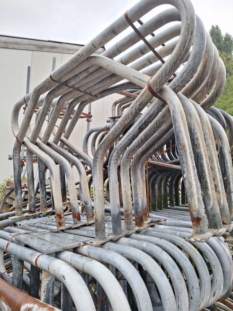 Diepstrooisel boxen tweedehands, Stalling