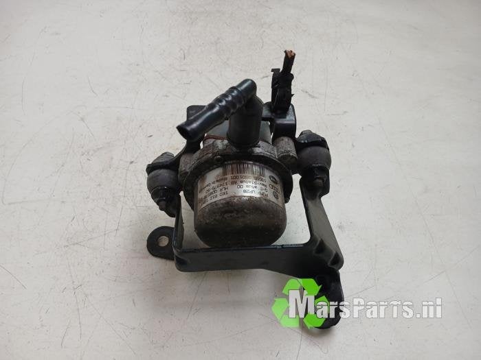 Vacuumpomp Rembekrachtiging van een Volkswagen T-Cross, Gebruikt, -, Volkswagen, -