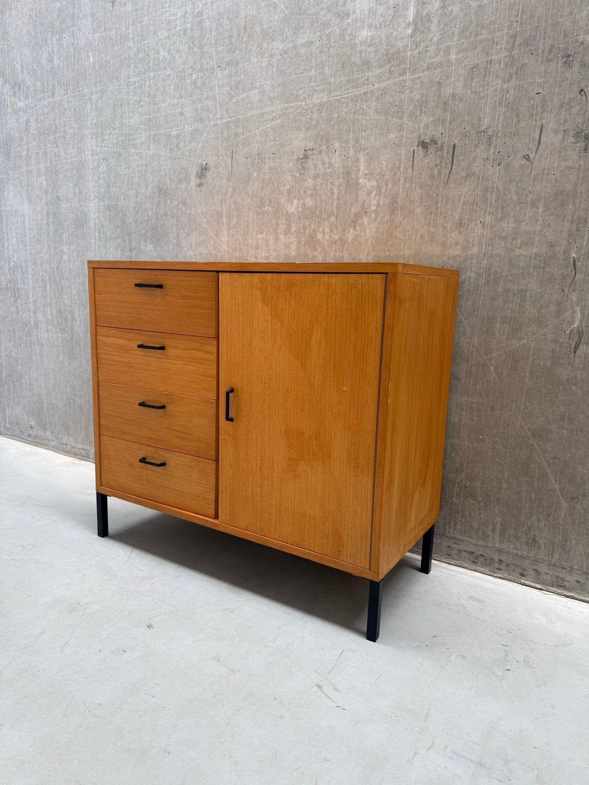 Vintage Simpla Lux Kastje Jaren '60 met Lades en Deur, Ophalen
