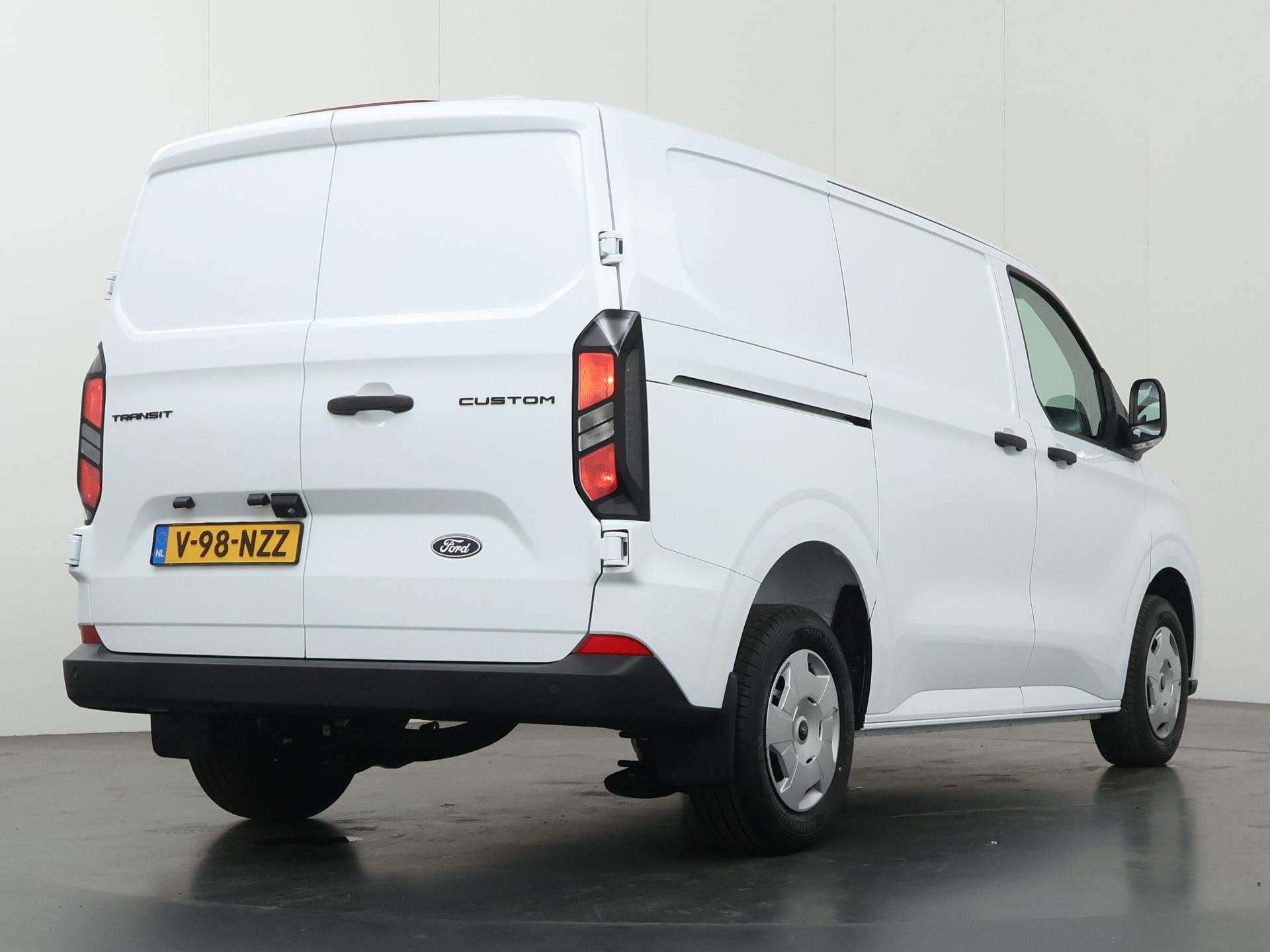 Ford Transit Custom 300 | 2.0 TDCI | L1 H1 | TREND | AIRCO |, Voorwielaandrijving, 1803 kg, Gebruikt, 4 cilinders