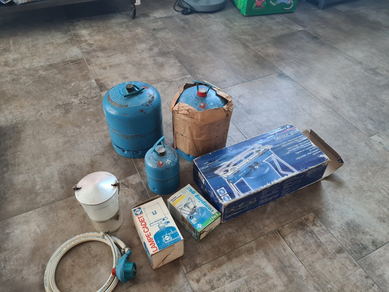 Campingaz gasflessen en toebehoren: kooktoestel, lampen, Ophalen, Gebruikt