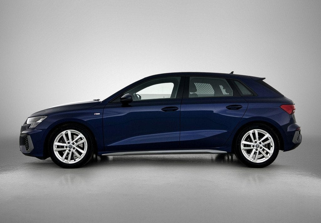 Audi A3 Sportback 35 TFSI S edition | Navigatie | Cruise con, Auto's, Audi, 12 maanden, 4 cilinders, Blauw, Leder en Stof