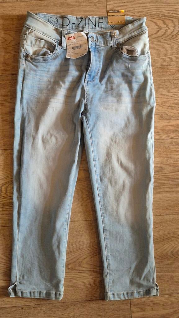 Nieuwe driekwart broek Jola D-zine maat 176, Ophalen