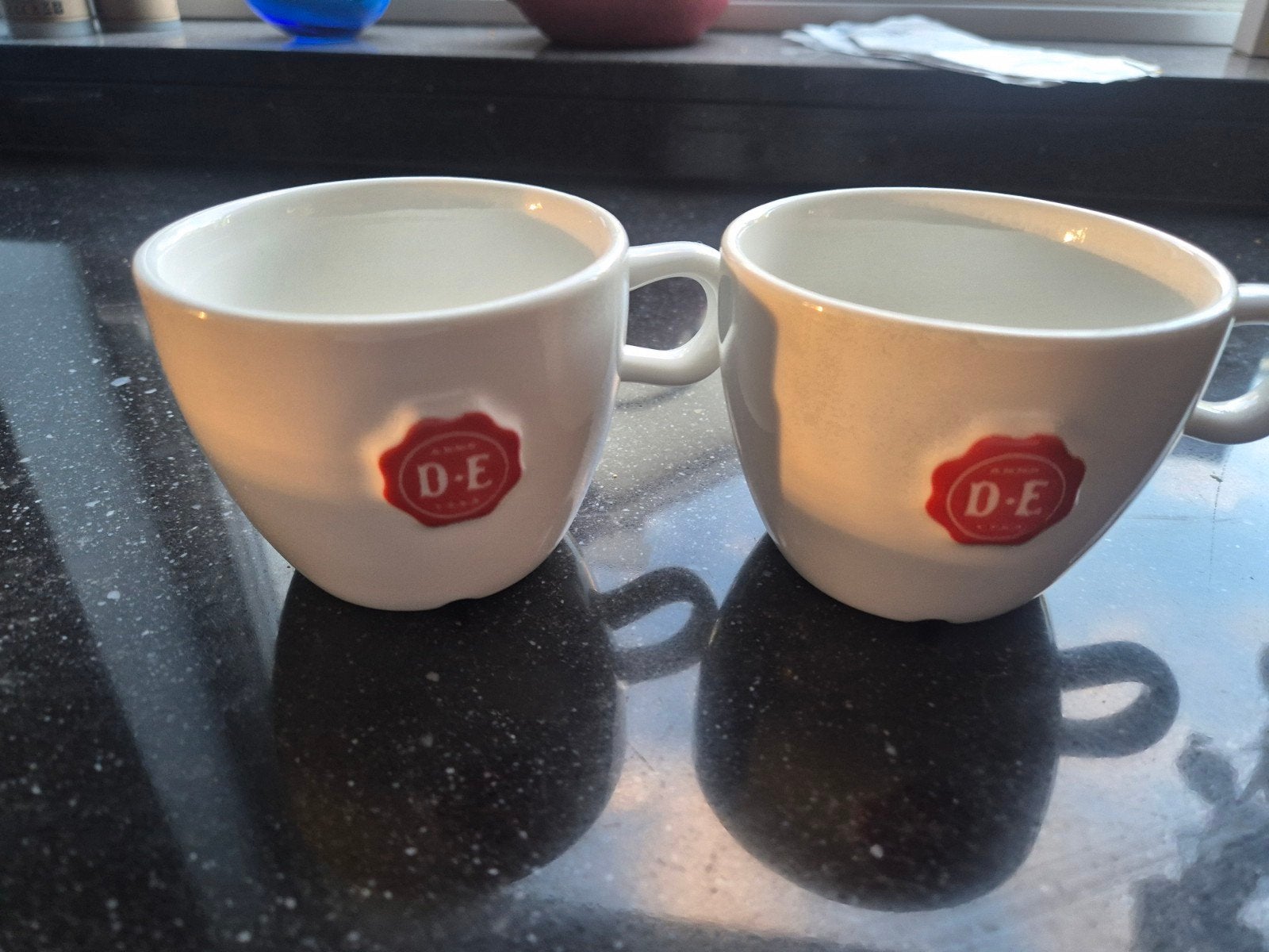 douwe egberts mokken, Ophalen of Verzenden, Zo goed als nieuw, Overige stijlen, Kop(pen) en/of Schotel(s)