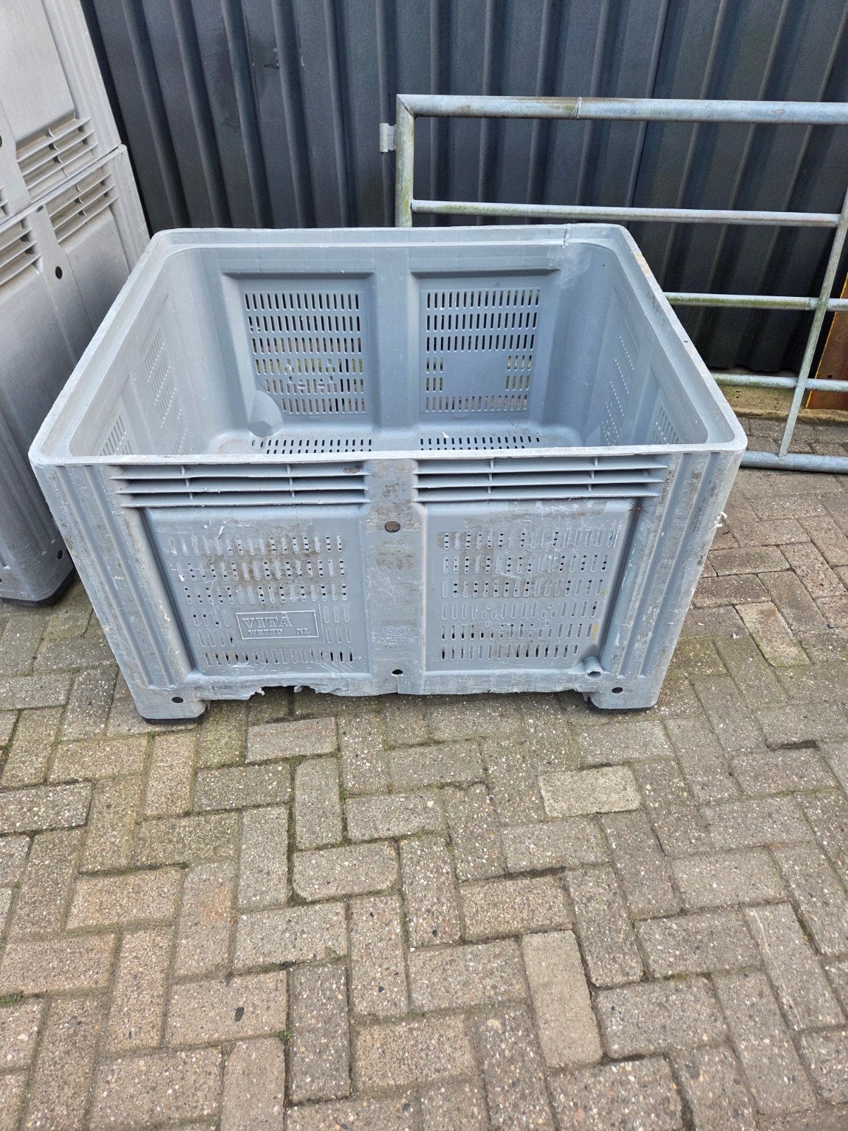 Palletboxen slowfeeder hooibak haardhout