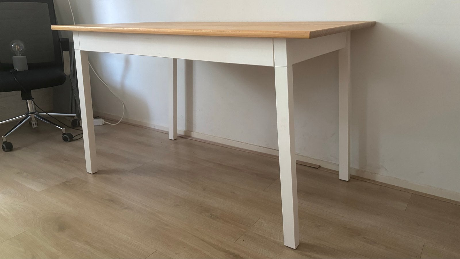 Ikea tafel - Eenvoudig en functioneel, Huis en Inrichting, Tafels | Eettafels, Gebruikt, 100 tot 150 cm, Vier personen, Rechthoekig