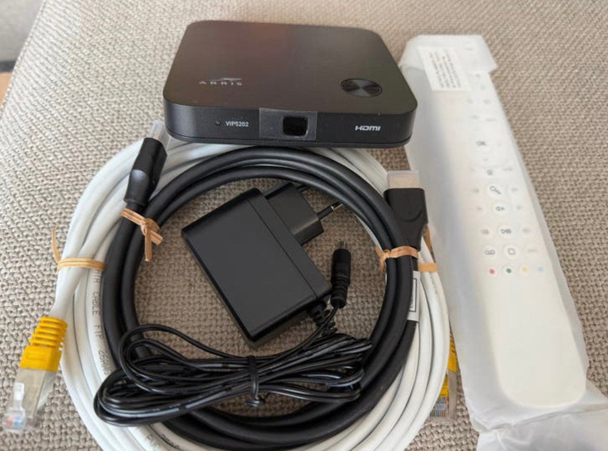 ARRIS VIP5202 Solcon TV ontvanger, NIEUW COMPLEET IN DOOS!, Ophalen of Verzenden, Nieuw, Decoder