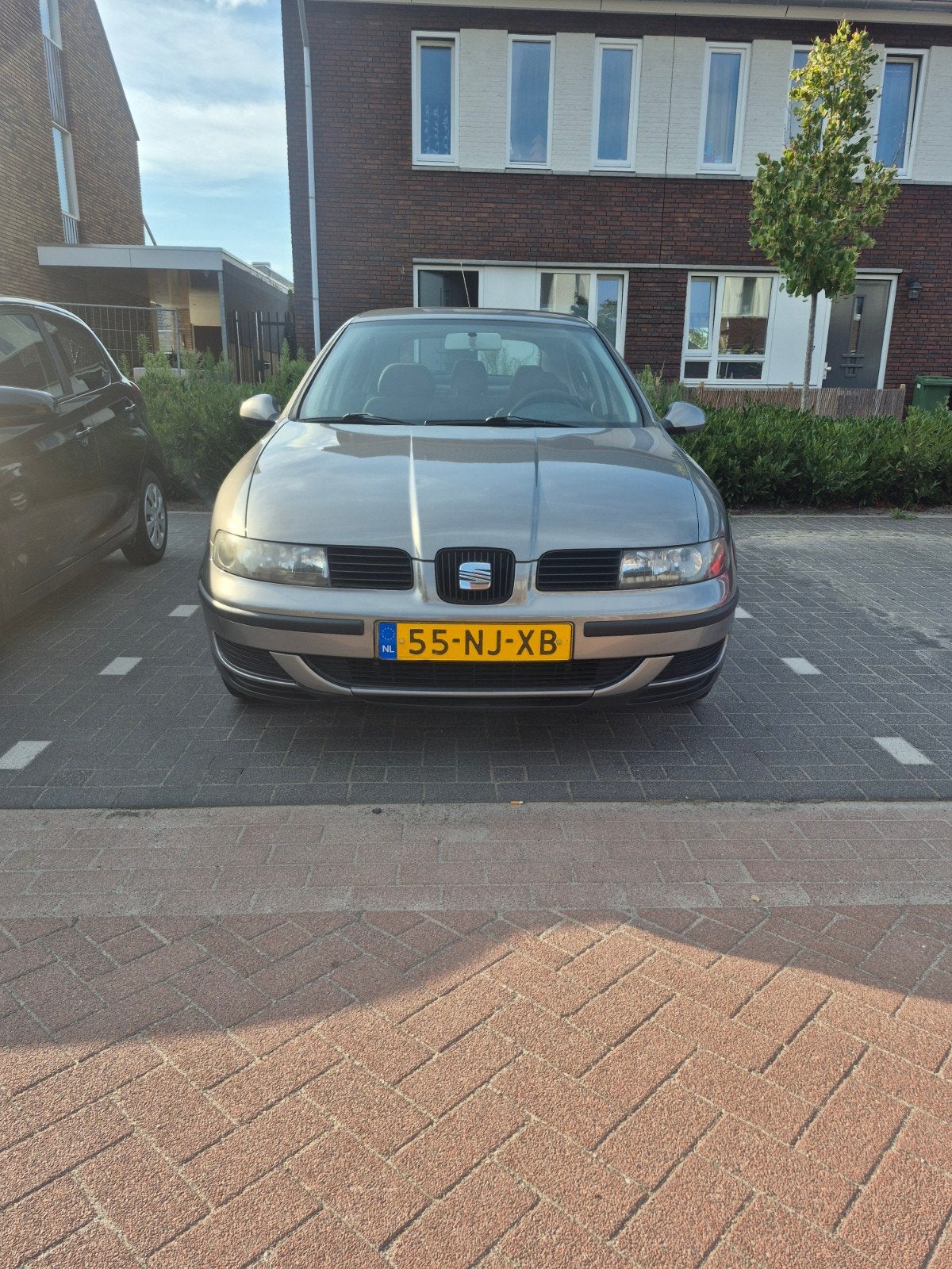 Seat Leon 1.6 16V 77KW 2003 Grijs, Auto's, Voorwielaandrijving, 4 cilinders, Leon, 1200 kg
