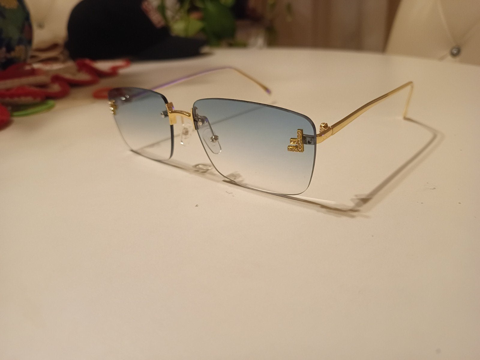 Stijlvolle Zonnebril Fendi met Blauwe Gradient Glazen, Ophalen of Verzenden, Nieuw, Blauw, Zonnebril