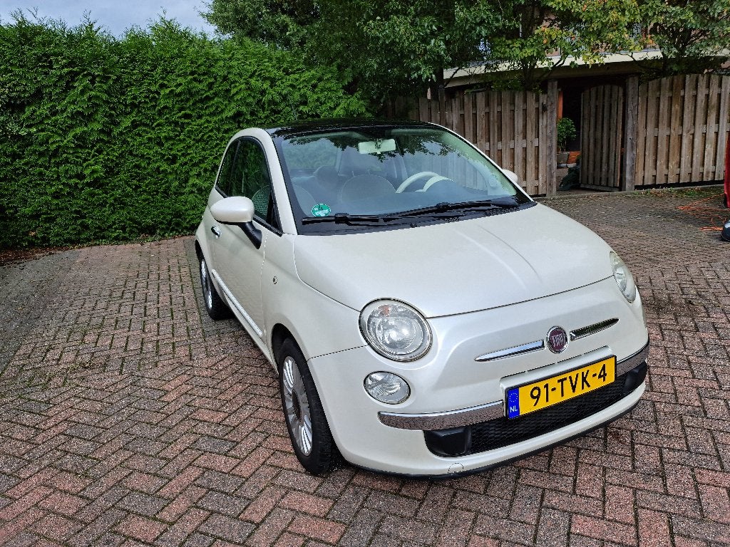 Foto 5 van Fiat 500 1.2 69pk 2012 Funky White